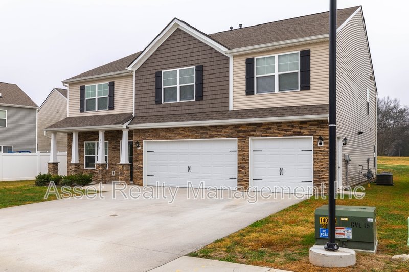 4714 Willow Bluff Circle property image