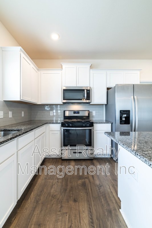 4714 Willow Bluff Circle property image