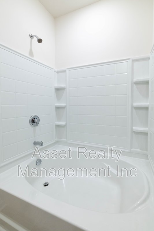 4714 Willow Bluff Circle property image