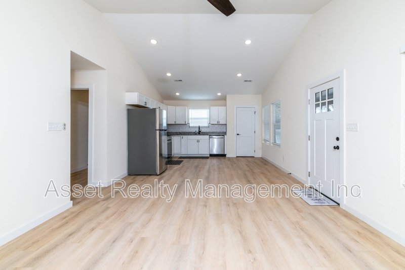 205 Kingwood Road property image