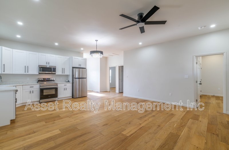 1422 Beaumont Avenue property image