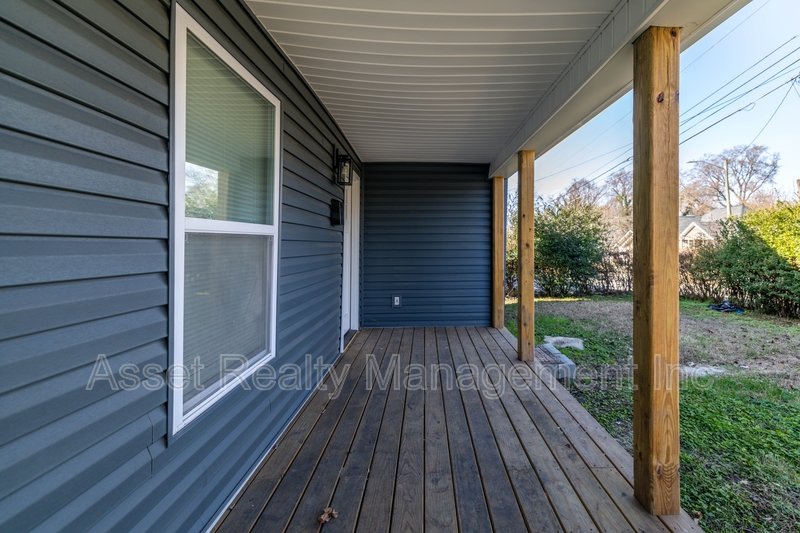 1422 Beaumont Avenue property image