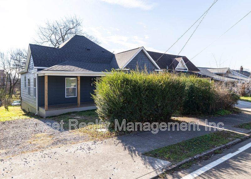 1422 Beaumont Avenue property image