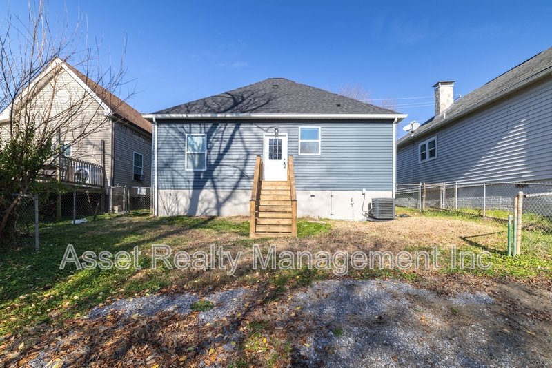 1422 Beaumont Avenue property image