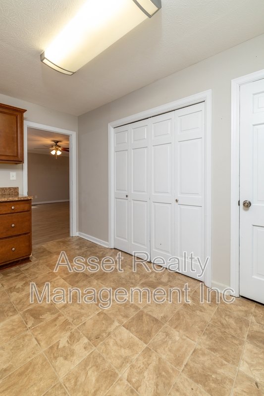 11719 S Williamsburg Drive property image