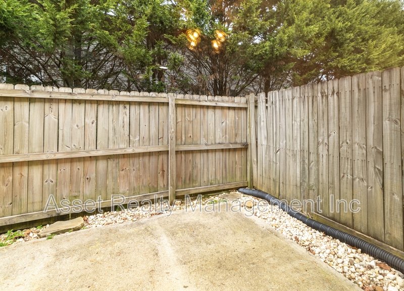 2705 Sood Rd G property image