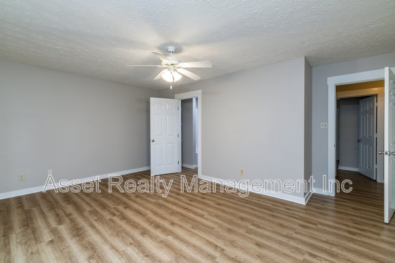 2705 Sood Rd G property image