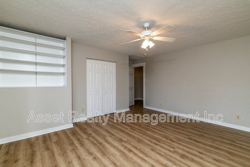 2705 Sood Rd G property image