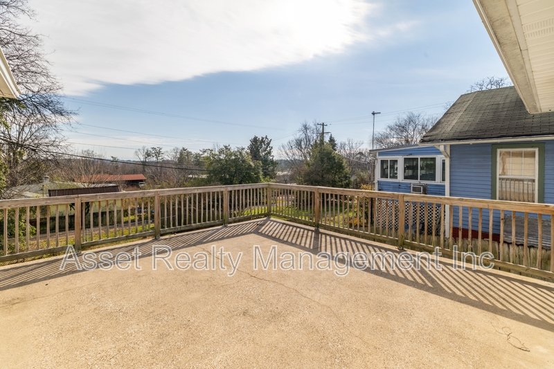 1006 Freemason St property image