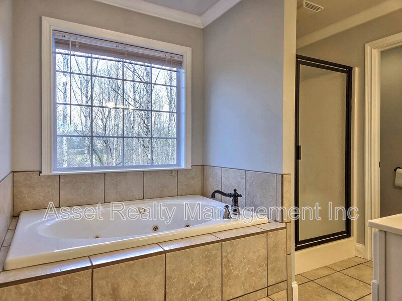 12469 Daisywood Drive property image