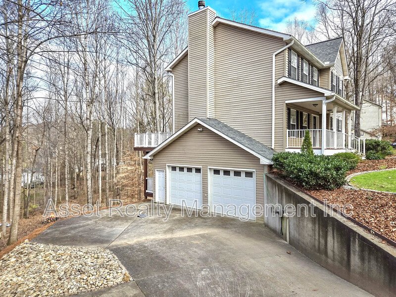 12469 Daisywood Drive property image