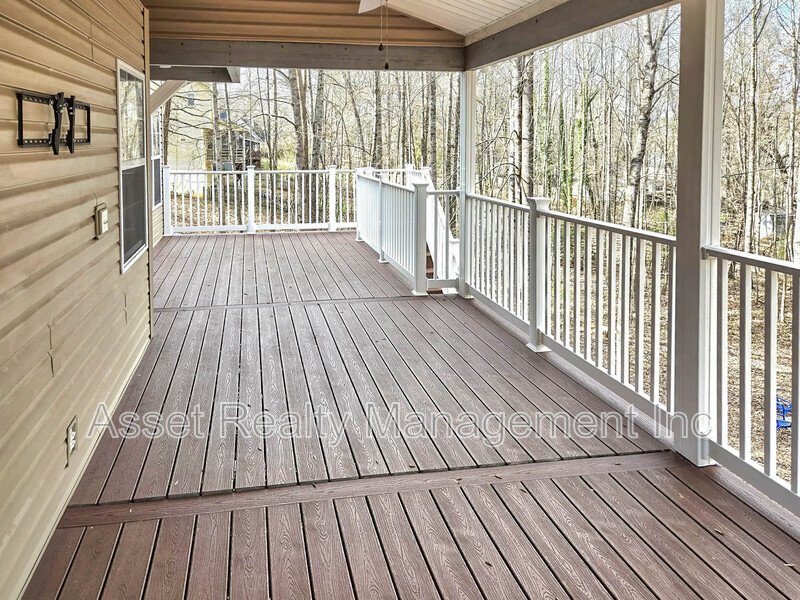 12469 Daisywood Drive property image