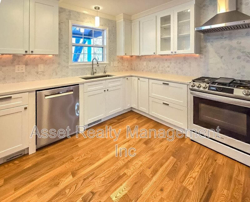 12469 Daisywood Drive property image