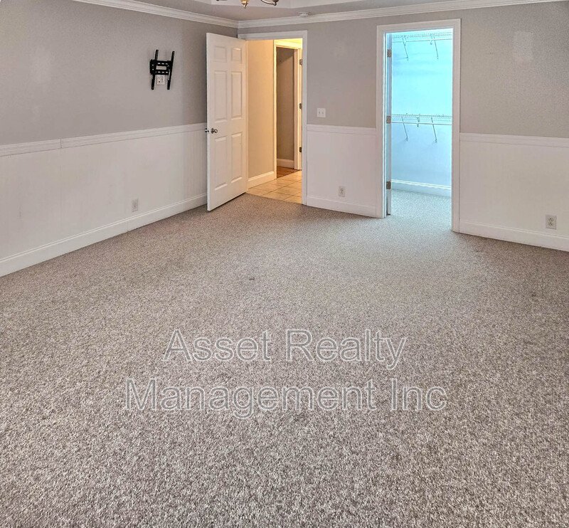 12469 Daisywood Drive property image