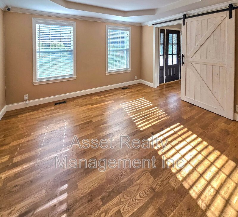 12469 Daisywood Drive property image