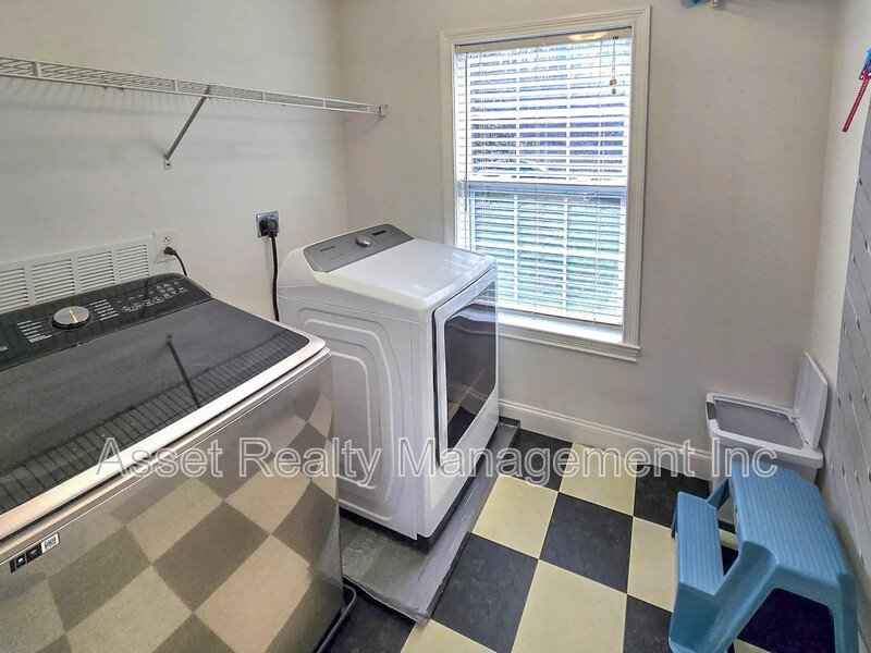 12469 Daisywood Drive property image