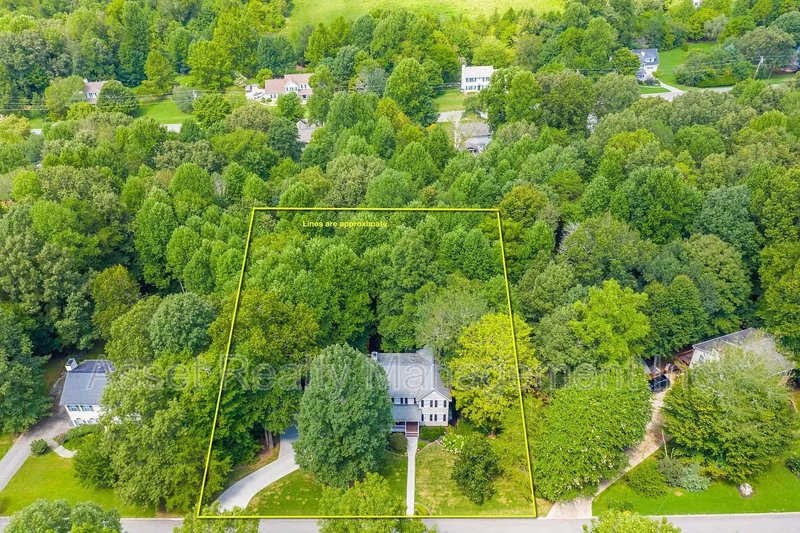 12469 Daisywood Drive property image