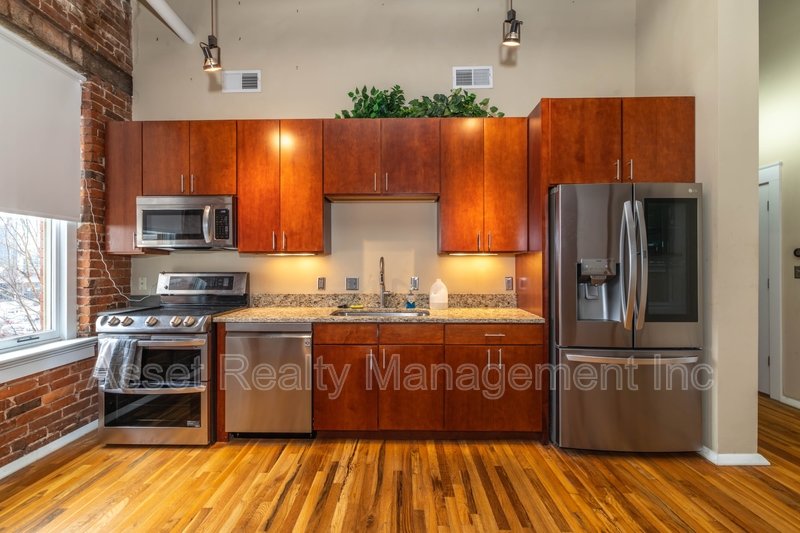 400 West Church Avenue - 1 property image