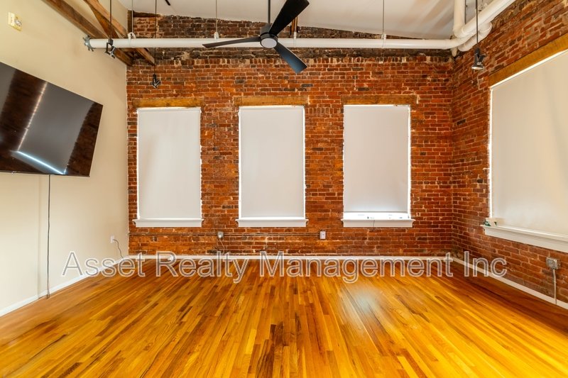 400 West Church Avenue - 1 property image