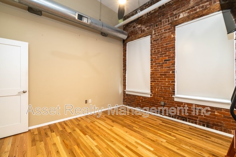 400 West Church Avenue - 1 property image