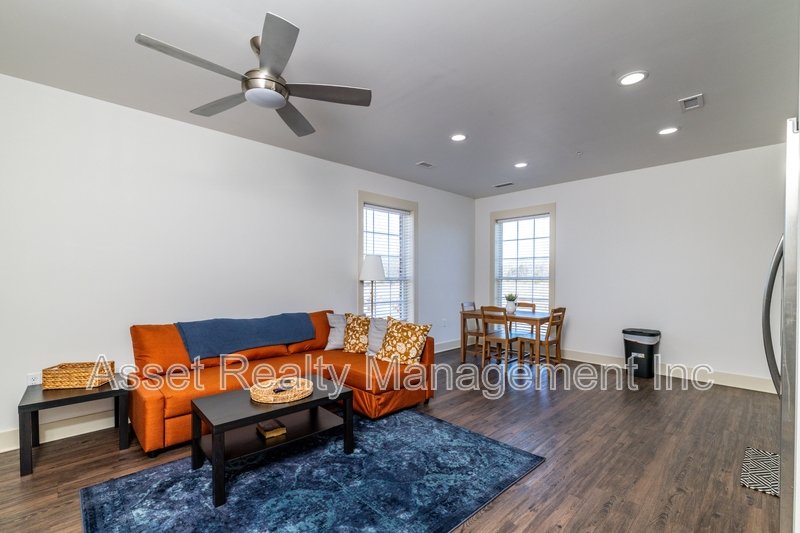 1110 Franck Street - 203 property image