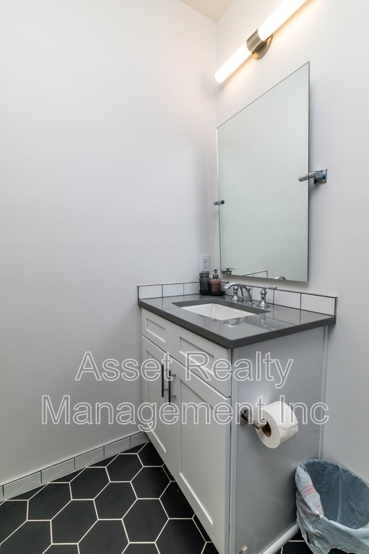 1110 Franck Street - 203 property image