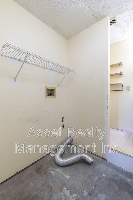 4756 Brierley Dr property image