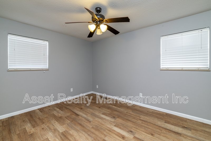 5601 Ludbury Lane property image