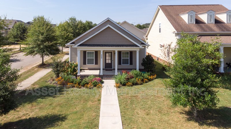 509 Broadberry Avenue property image