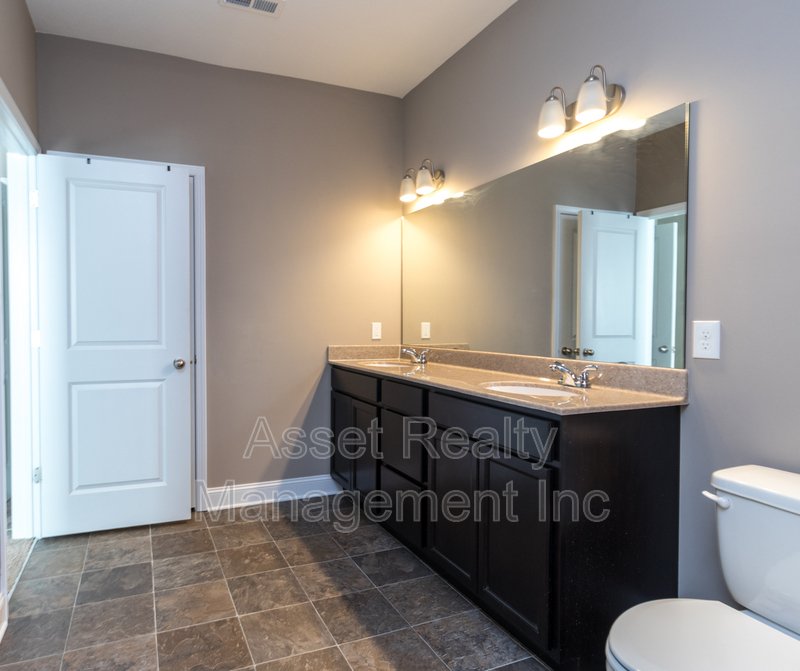 509 Broadberry Avenue property image