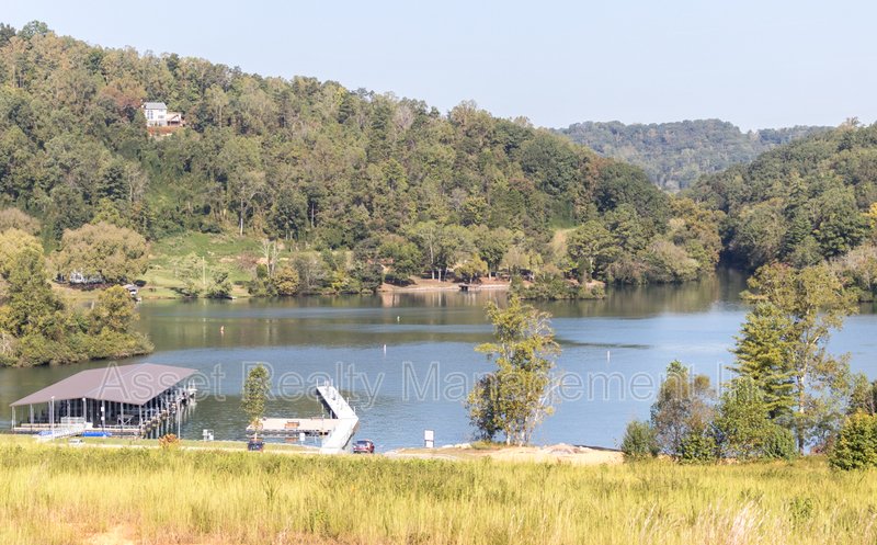 509 Broadberry Avenue property image