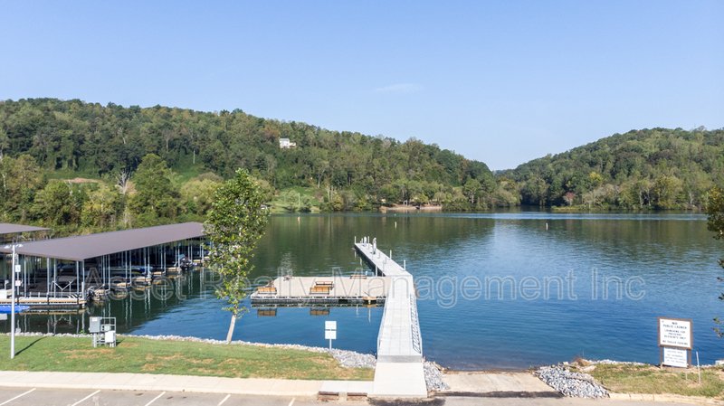 509 Broadberry Avenue property image