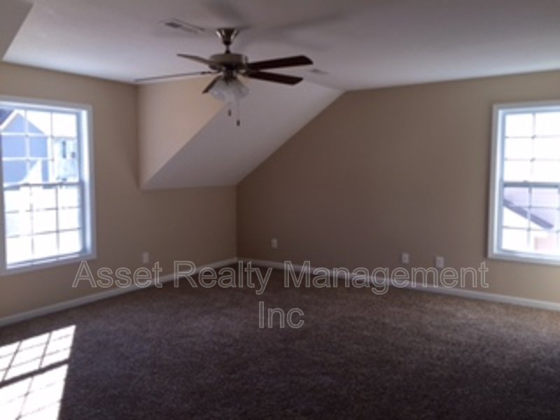 5909 Apple Valley Drive property image