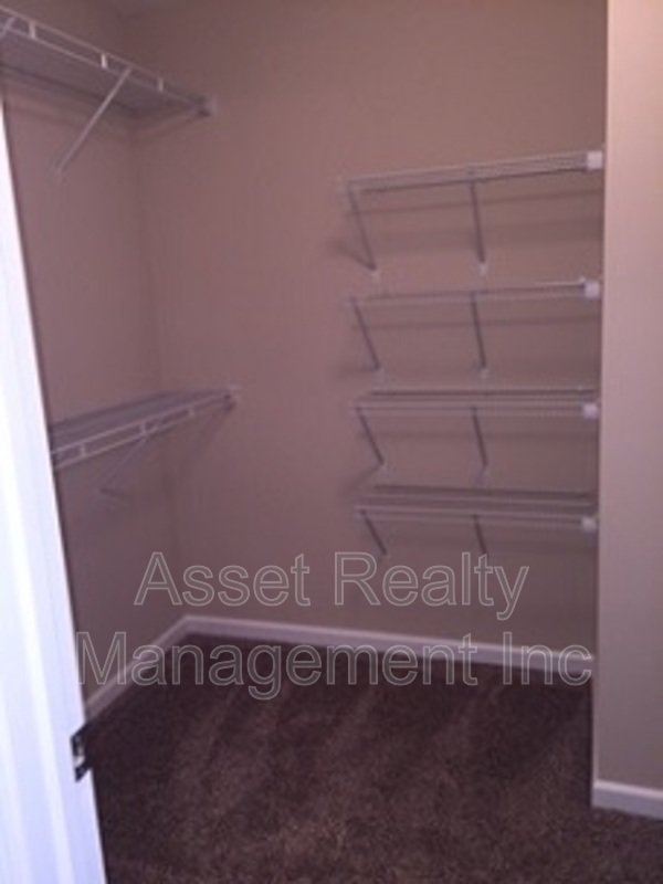 5909 Apple Valley Drive property image