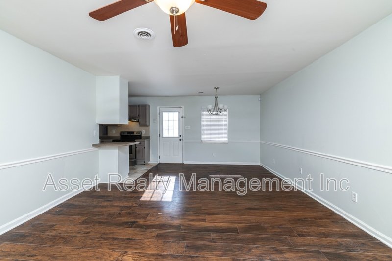 928 Chip Cove Lane - 1 property image