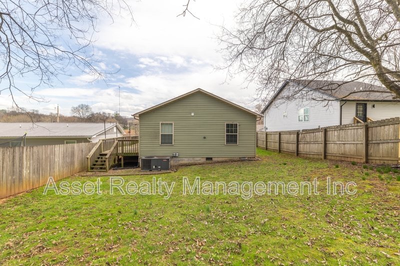 2013 Paris Road property image