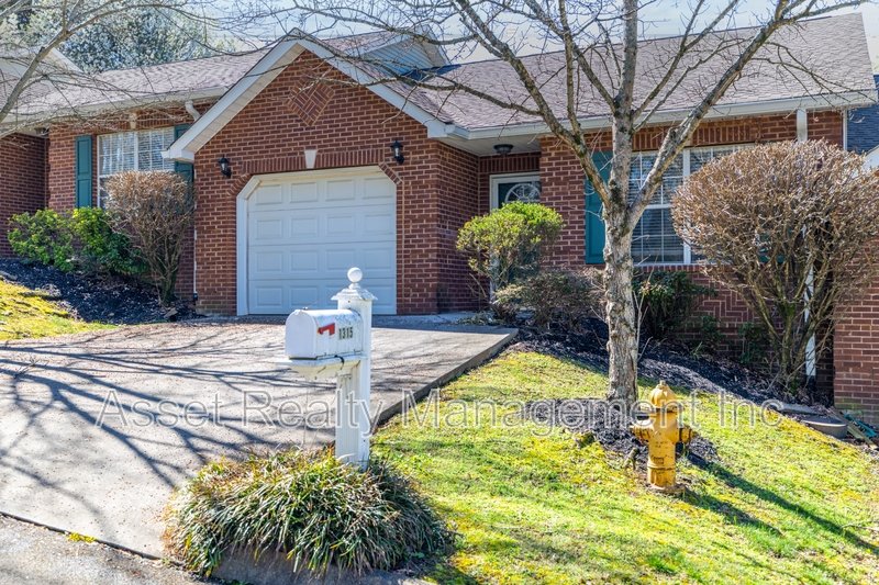 1315 Lucy Way - 7 property image