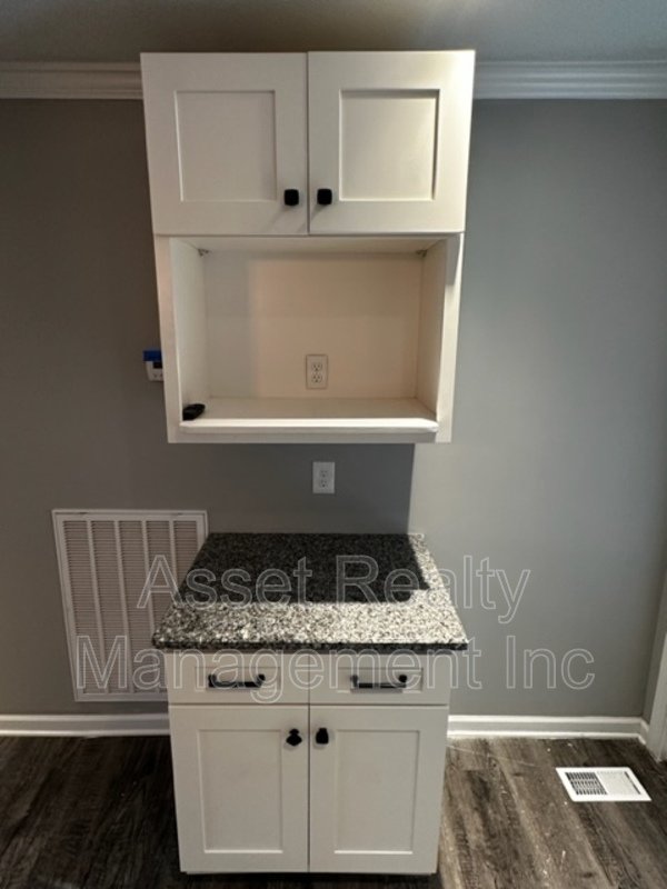 2208 Sanderson Road property image