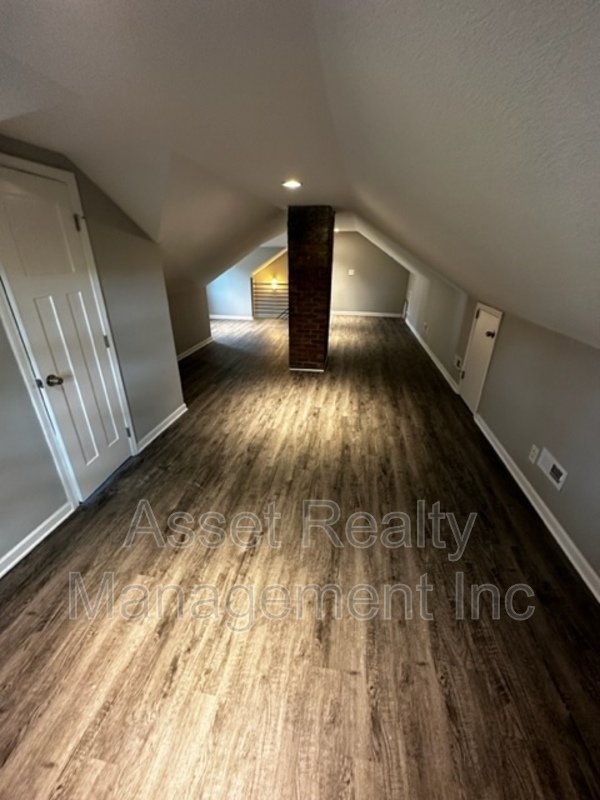 2208 Sanderson Road property image