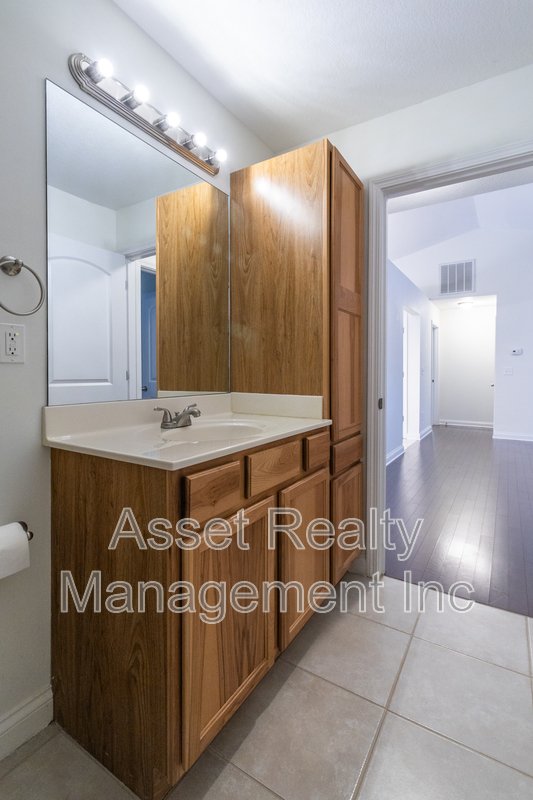 624 Drakewood Road property image