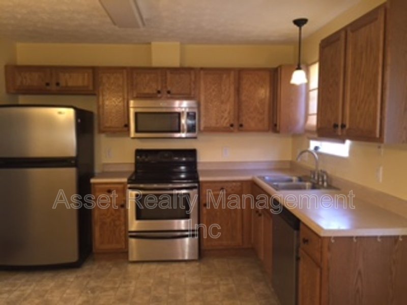 8212 Tangle Grove Lane property image