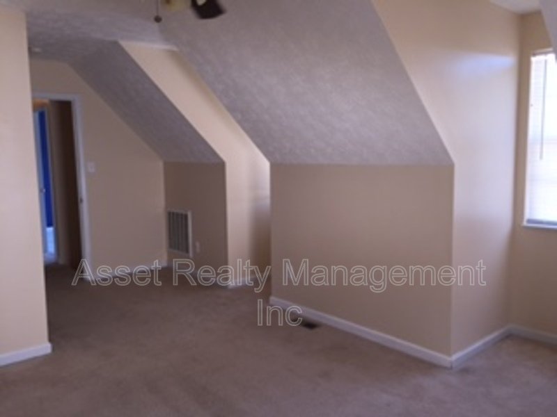 8212 Tangle Grove Lane property image