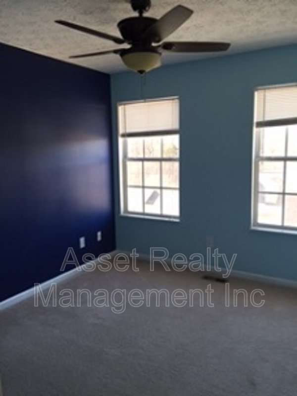 8212 Tangle Grove Lane property image