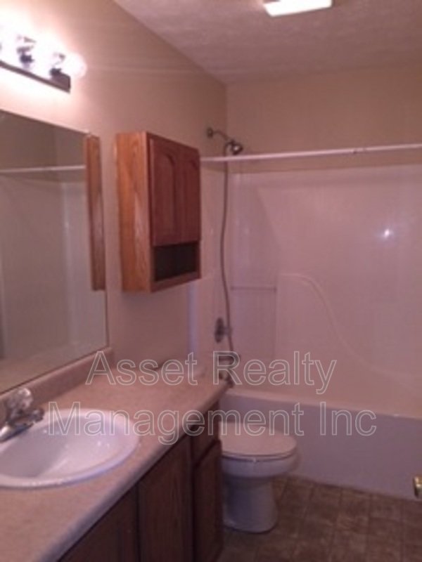 8212 Tangle Grove Lane property image