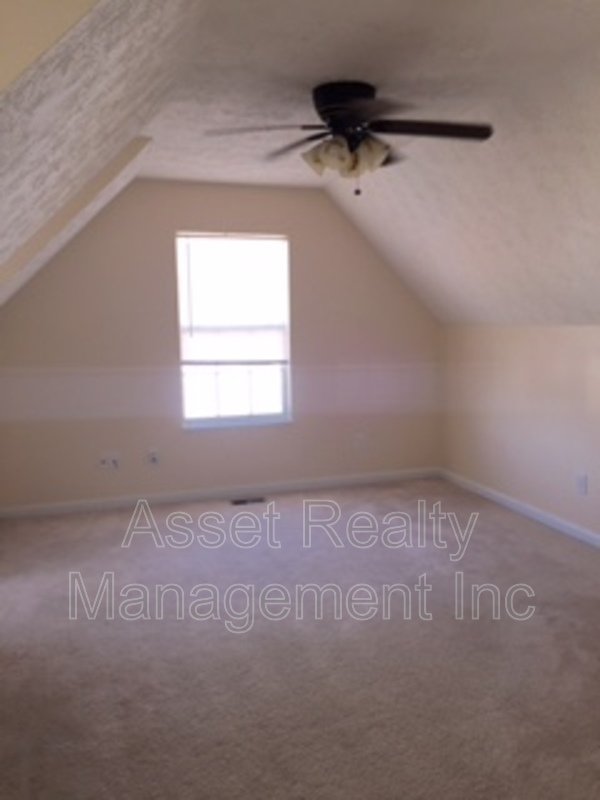 8212 Tangle Grove Lane property image