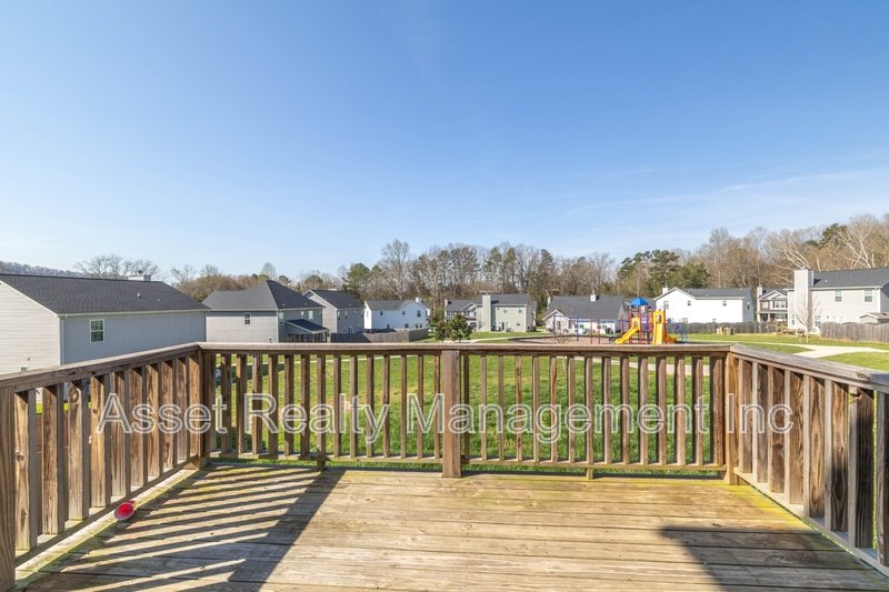 5804 Rain Cloud Road property image