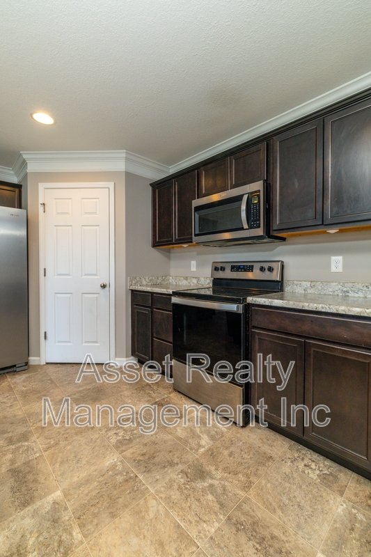 5804 Rain Cloud Road property image