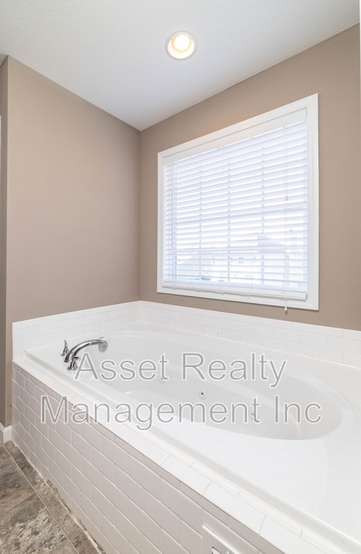 2715 Honey Hill Road property image