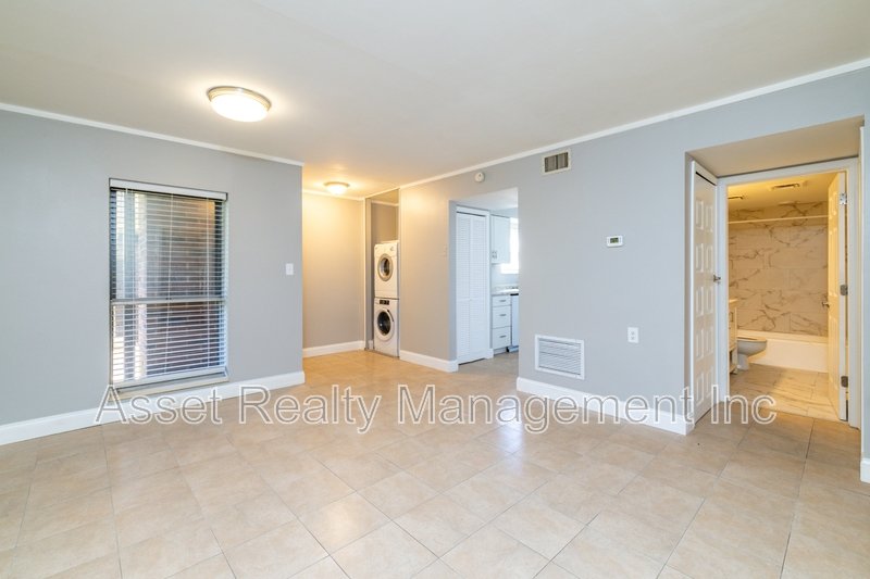 431 Canberra Drive - 431 property image