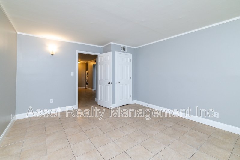 431 Canberra Drive - 431 property image